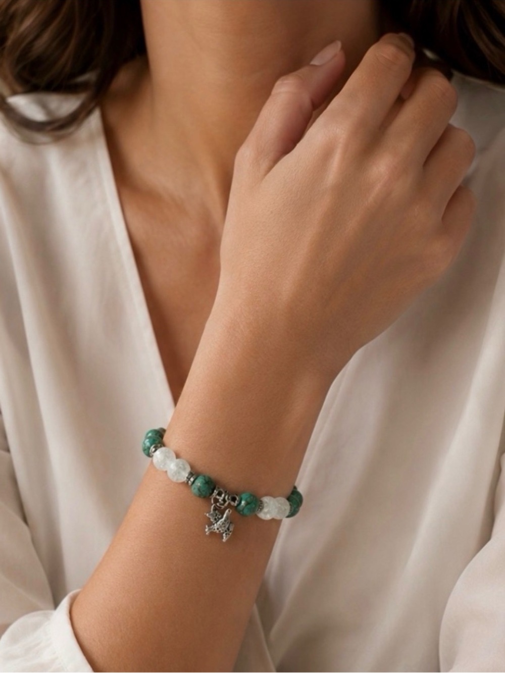 💕Silent Show Pick💕NWOT Lava, Quartz, Turquoise Bracelet